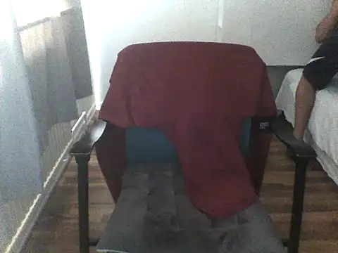 Snapshot of DanOnCam chatting on 24, 5, 2026 DanOnCam online show from 24, 5, 2026
