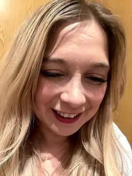 CherryAuroraa online show from 15, 1, 2026