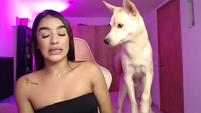 Snapshot of GiltRosebush chatting on 23, 1, 2025 GiltRosebush online show from 23, 1, 2025