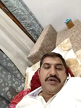 Amandev7 online show from 8, 6, 2026