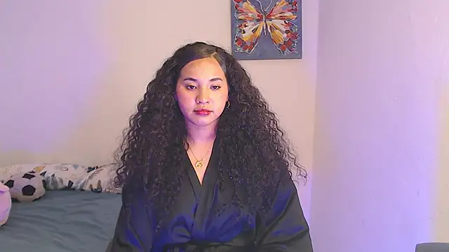 Snapshot of luciana_keating chatting on 12, 1, 2026 luciana keating online show from 12, 1, 2026