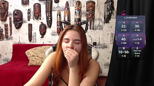 CrazyLaGirl online show from 30, 1, 2025