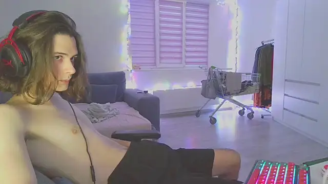 CandyChell online show from 18, 12, 2024