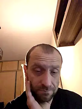Snapshot of Roman0798 chatting on 21, 12, 2025 Roman0798 online show from 21, 12, 2025