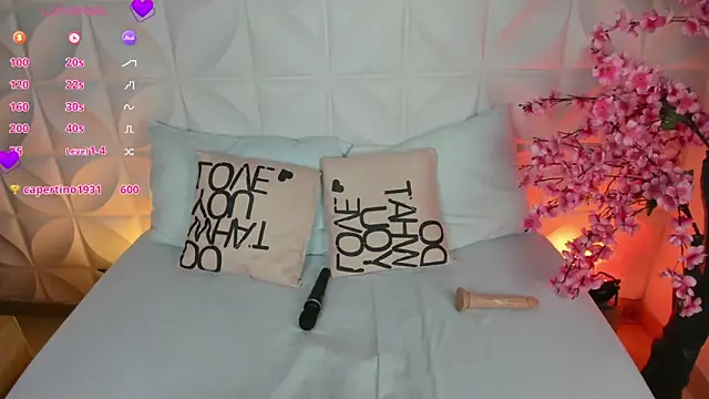 Snapshot of cora_22 chatting on 14, 3, 2025 cora 22 online show from 14, 3, 2025