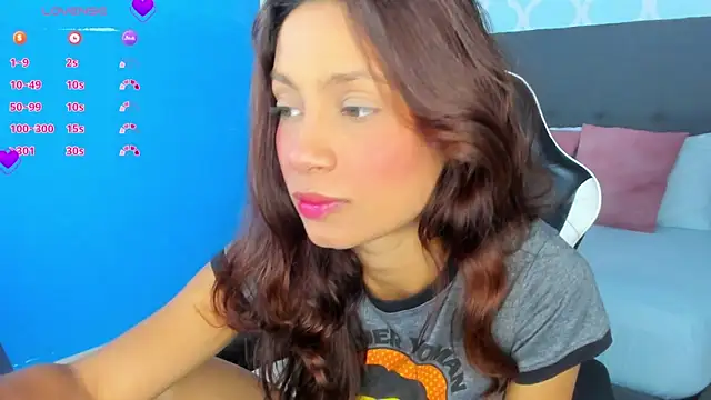 Snapshot of cora_22 chatting on 18, 9, 2025 cora 22 online show from 18, 9, 2025