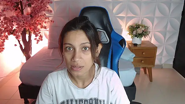 cora 22 online show from 22, 12, 2025