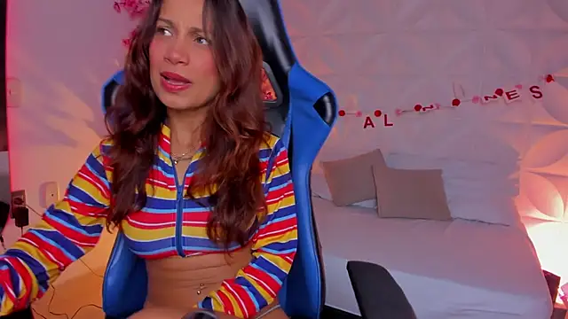 cora 22 online show from 15, 2, 2026