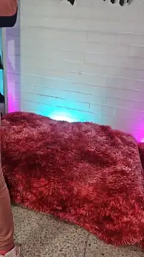 louise nails online show from 14, 4, 2026