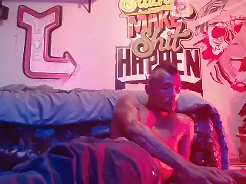 Snapshot of DarkHorse89 chatting on 22, 9, 2025 DarkHorse89 online show from 22, 9, 2025