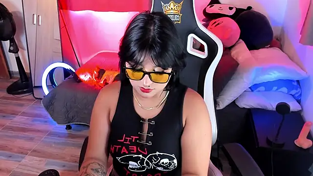 1lilithmorningstar online show from 11, 1, 2025