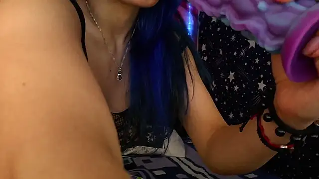 pussytight pervert online show from 11, 2, 2026