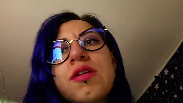 pussytight pervert online show from 16, 2, 2026