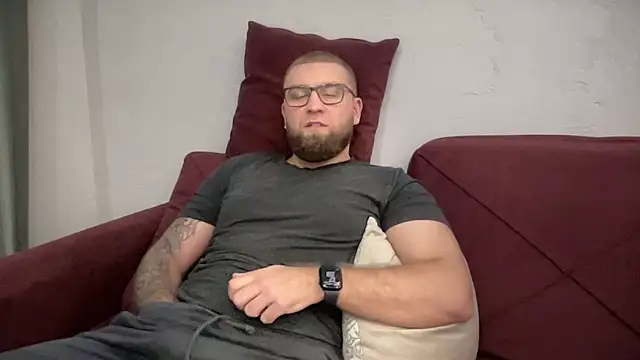 Snapshot of Bear_bear_ chatting on 5, 2, 2025 Bear bear online show from 5, 2, 2025