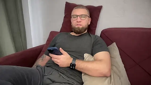 Snapshot of Bear_bear_ chatting on 6, 2, 2025 Bear bear online show from 6, 2, 2025