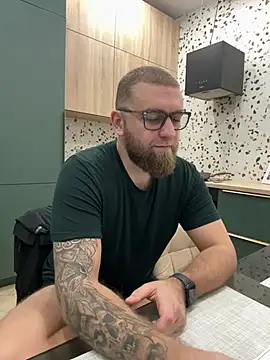 Snapshot of Bear_bear_ chatting on 24, 2, 2025 Bear bear online show from 24, 2, 2025