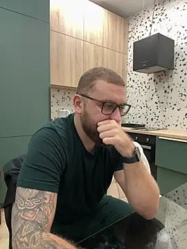 Snapshot of Bear_bear_ chatting on 3, 3, 2025 Bear bear online show from 3, 3, 2025