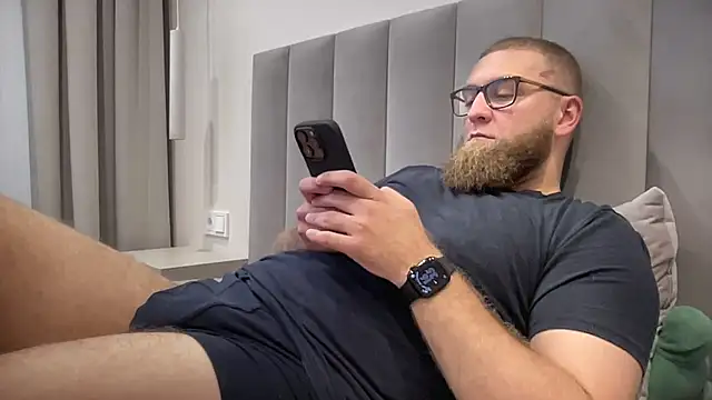 Snapshot of Bear_bear_ chatting on 18, 9, 2025 Bear bear online show from 18, 9, 2025