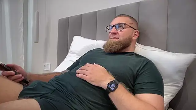 Snapshot of Bear_bear_ chatting on 30, 9, 2025 Bear bear online show from 30, 9, 2025