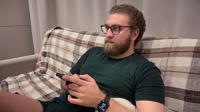 Bear bear  online show from 15, 5, 2026