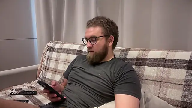 Bear bear  online show from 19, 5, 2026