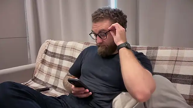 Bear bear  online show from 21, 5, 2026