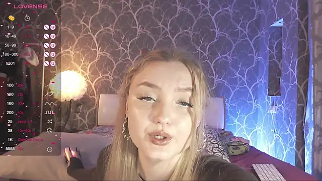 MiaMiaMeow online show from 27, 2, 2026