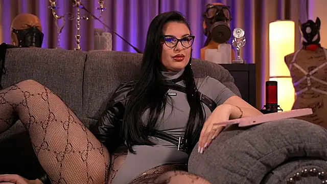 Snapshot of kelly_kent chatting on 20, 12, 2024 kelly kent online show from 20, 12, 2024