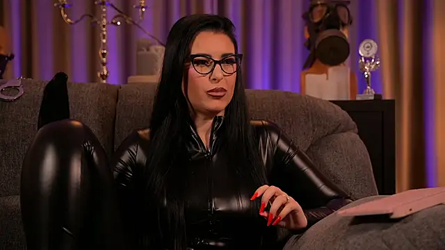 Snapshot of kelly_kent chatting on 24, 2, 2025 kelly kent online show from 24, 2, 2025