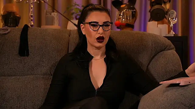 Snapshot of kelly_kent chatting on 25, 10, 2025 kelly kent online show from 25, 10, 2025