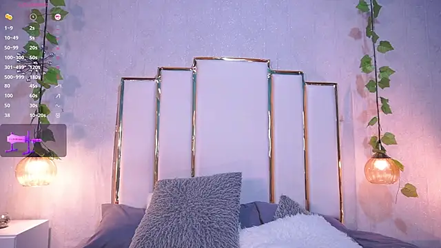 Snapshot of lara_giraldo chatting on 7, 1, 2025 lara giraldo online show from 7, 1, 2025