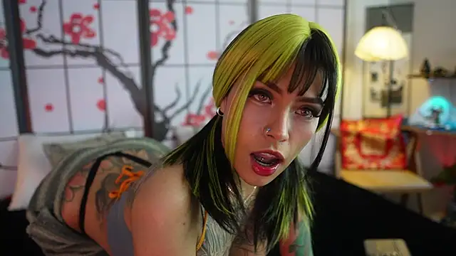 Snapshot of Scarlett_collins02 chatting on 14, 6, 2026 Scarlett collins02 online show from 14, 6, 2026
