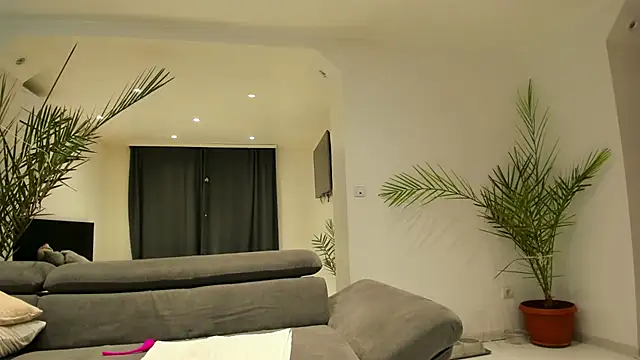 MissPanthera online show from 26, 2, 2025