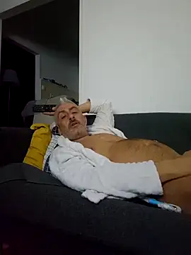 Snapshot of cuci45 chatting on 29, 10, 2025 cuci45 online show from 29, 10, 2025