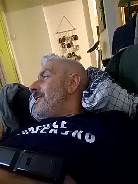 Snapshot of cuci45 chatting on 20, 11, 2025 cuci45 online show from 20, 11, 2025