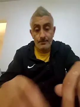 Snapshot of cuci45 chatting on 15, 12, 2025 cuci45 online show from 15, 12, 2025