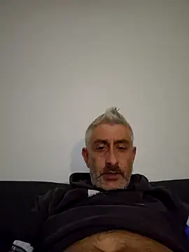 Snapshot of cuci45 chatting on 1, 2, 2026 cuci45 online show from 1, 2, 2026