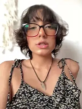 aurora xoxo online show from 1, 3, 2026