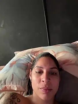 Snapshot of charlotte_stevenss_ chatting on 15, 1, 2025 charlotte stevenss online show from 15, 1, 2025