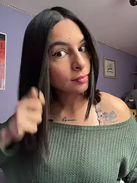 Snapshot of charlotte_stevenss_ chatting on 12, 10, 2025 charlotte stevenss online show from 12, 10, 2025