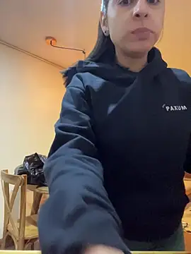 Snapshot of charlotte_stevenss_ chatting on 16, 11, 2025 charlotte stevenss online show from 16, 11, 2025