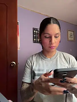 Snapshot of charlotte_stevenss_ chatting on 24, 11, 2025 charlotte stevenss online show from 24, 11, 2025