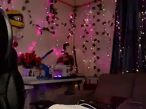 Snapshot of Anaconda2350 chatting on 10, 12, 2024 Anaconda2350 online show from 10, 12, 2024