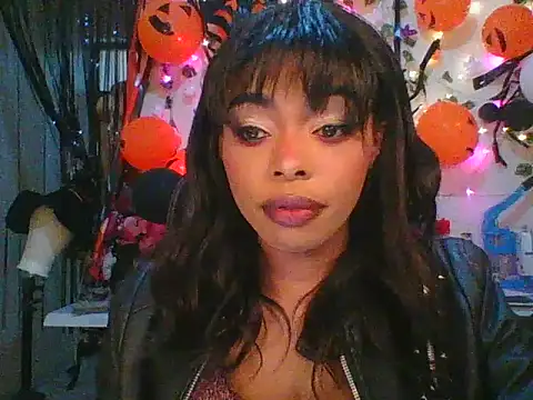 Snapshot of Anaconda2350 chatting on 28, 10, 2025 Anaconda2350 online show from 28, 10, 2025