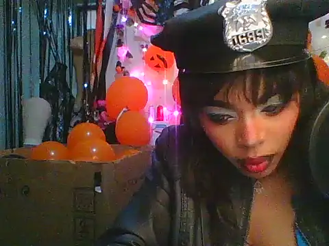 Snapshot of Anaconda2350 chatting on 8, 11, 2025 Anaconda2350 online show from 8, 11, 2025