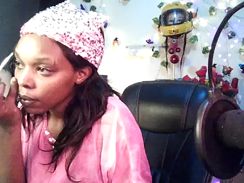 Snapshot of Anaconda2350 chatting on 6, 4, 2026 Anaconda2350 online show from 6, 4, 2026