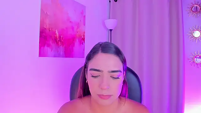 Snapshot of MariamRivera_ chatting on 2, 3, 2026 MariamRivera online show from 2, 3, 2026