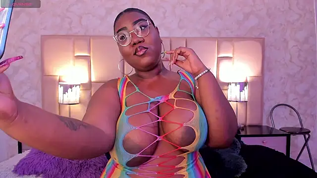 Snapshot of Darnellqueen chatting on 23, 1, 2025 Darnellqueen online show from 23, 1, 2025
