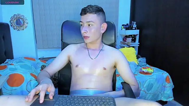 Snapshot of Christ_Miller3 chatting on 22, 2, 2025 Christ Miller3 online show from 22, 2, 2025