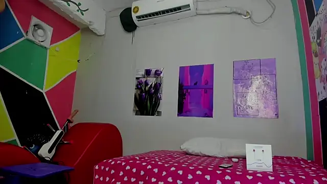 MarianaManzur online show from 27, 2, 2025